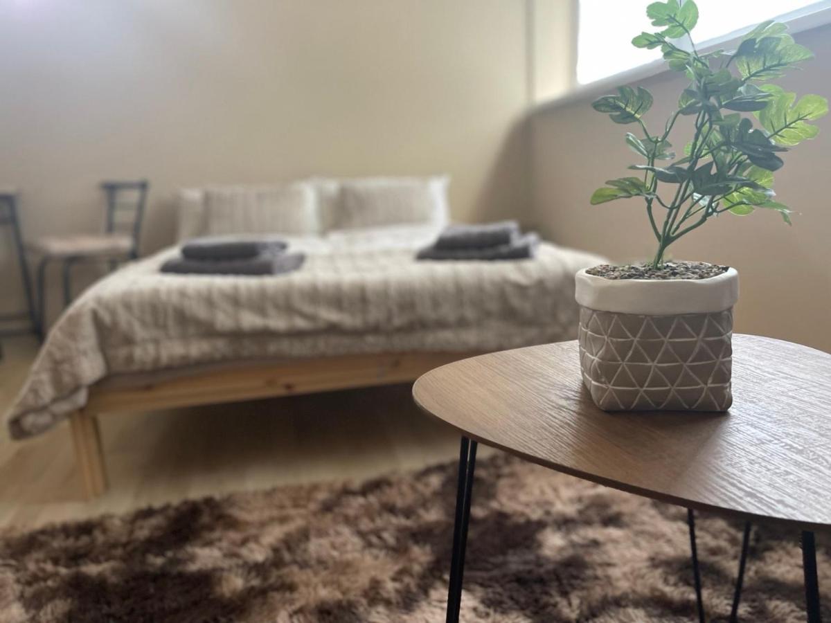 Garzon/ Studio Apartment Sahy ภายนอก รูปภาพ