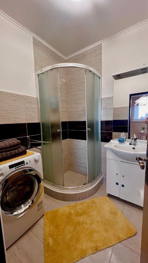 Garzon/ Studio Apartment Sahy ภายนอก รูปภาพ