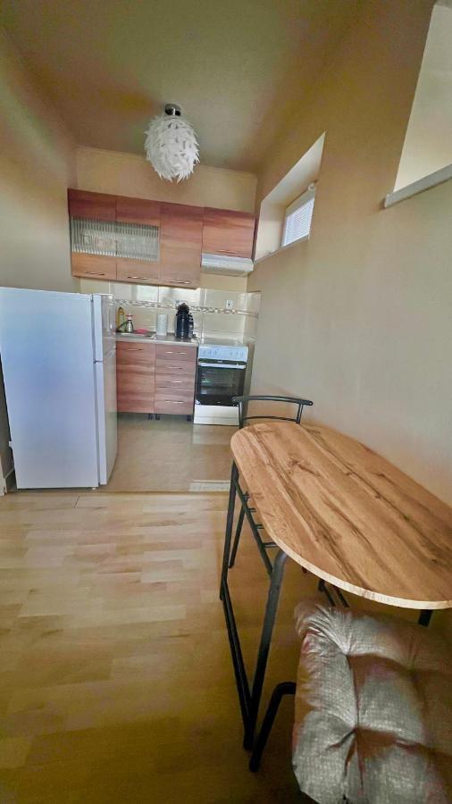 Garzon/ Studio Apartment Sahy ภายนอก รูปภาพ